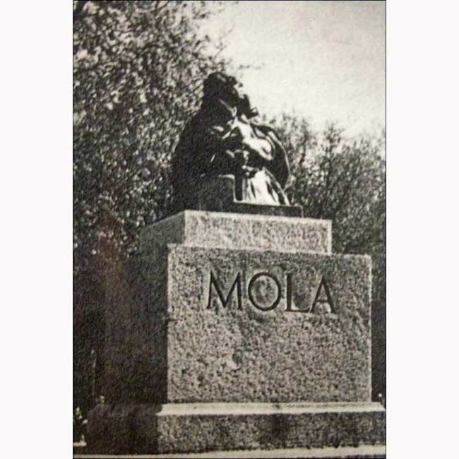 Monumento a Mola en Bilbao.