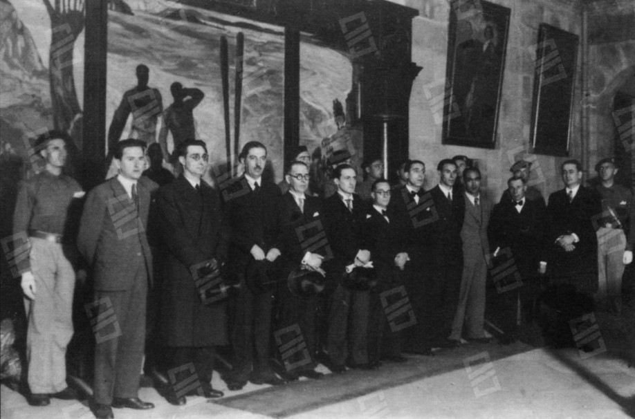 El Gobierno de Euzkadi al completo posando el 7 de octubre de 1936.