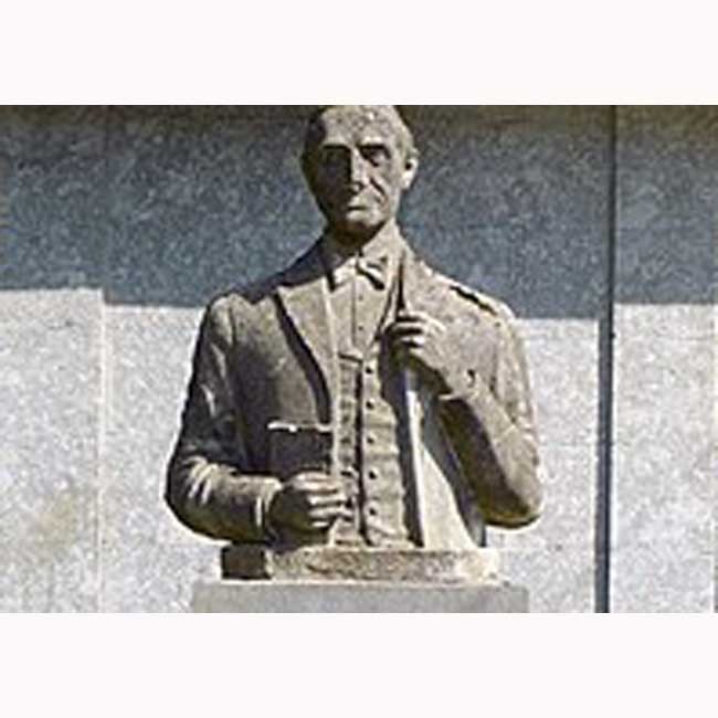 Pablo Gorsabeli monumentua Tolosan.